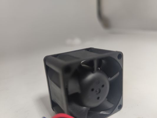Термопластичный PBT Серверный охлаждающий вентилятор CHD4012XX